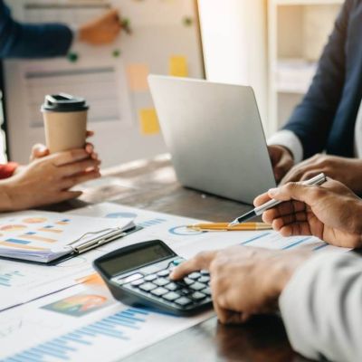 finance-team-meeting-analysis